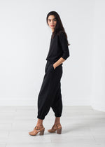 Top met boothals in zwart