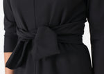 Robe nouée à la taille en noir