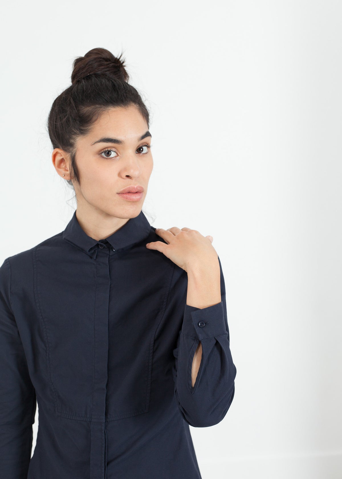 Chemise de smoking froissée en bleu marine