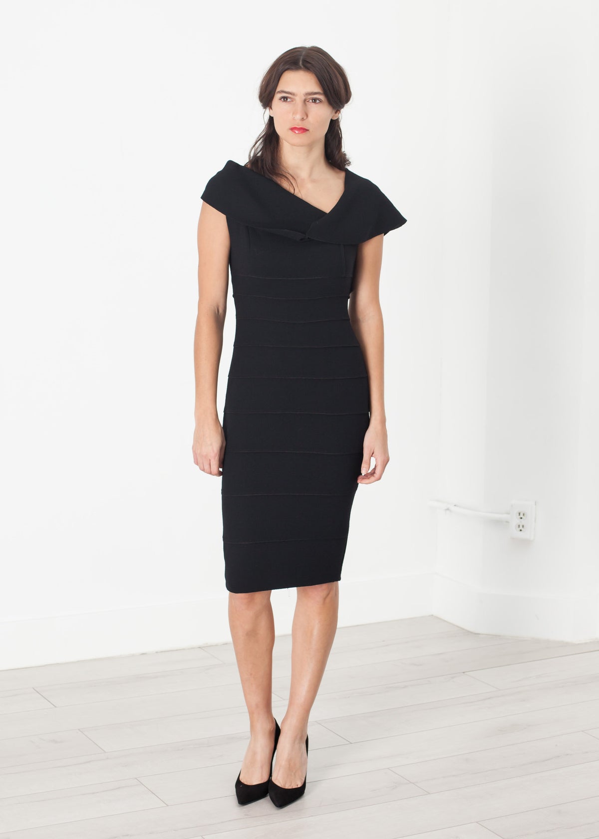 Asymmetrische jurk in zwart