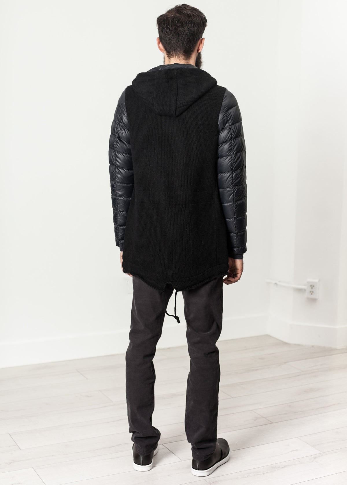 Parka à capuche en noir