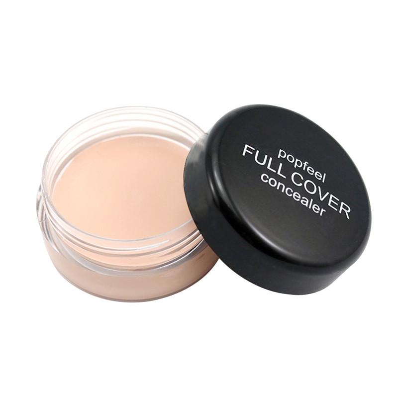 Maquillage correcteur à couverture complète