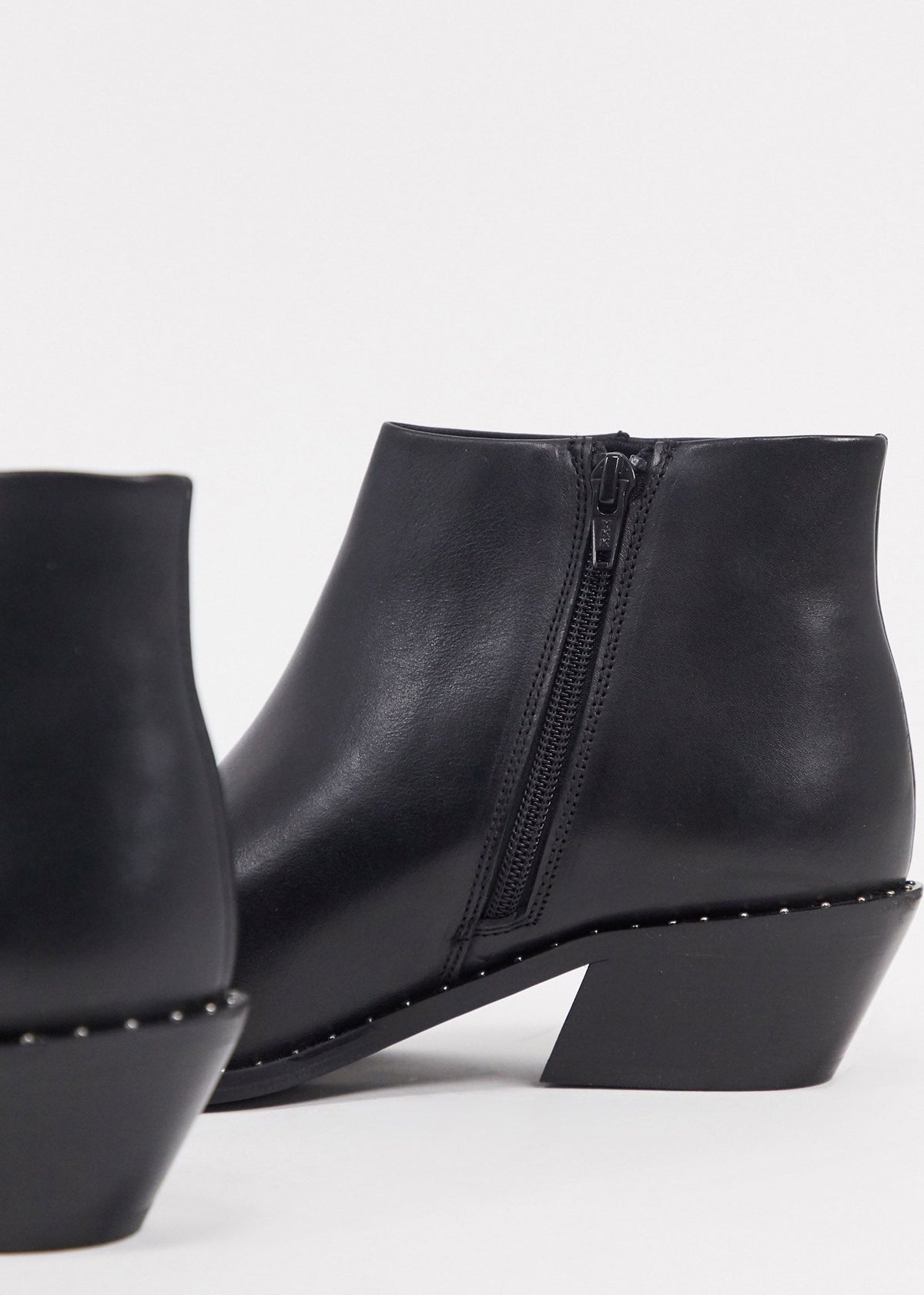 Western chelsea boots in black